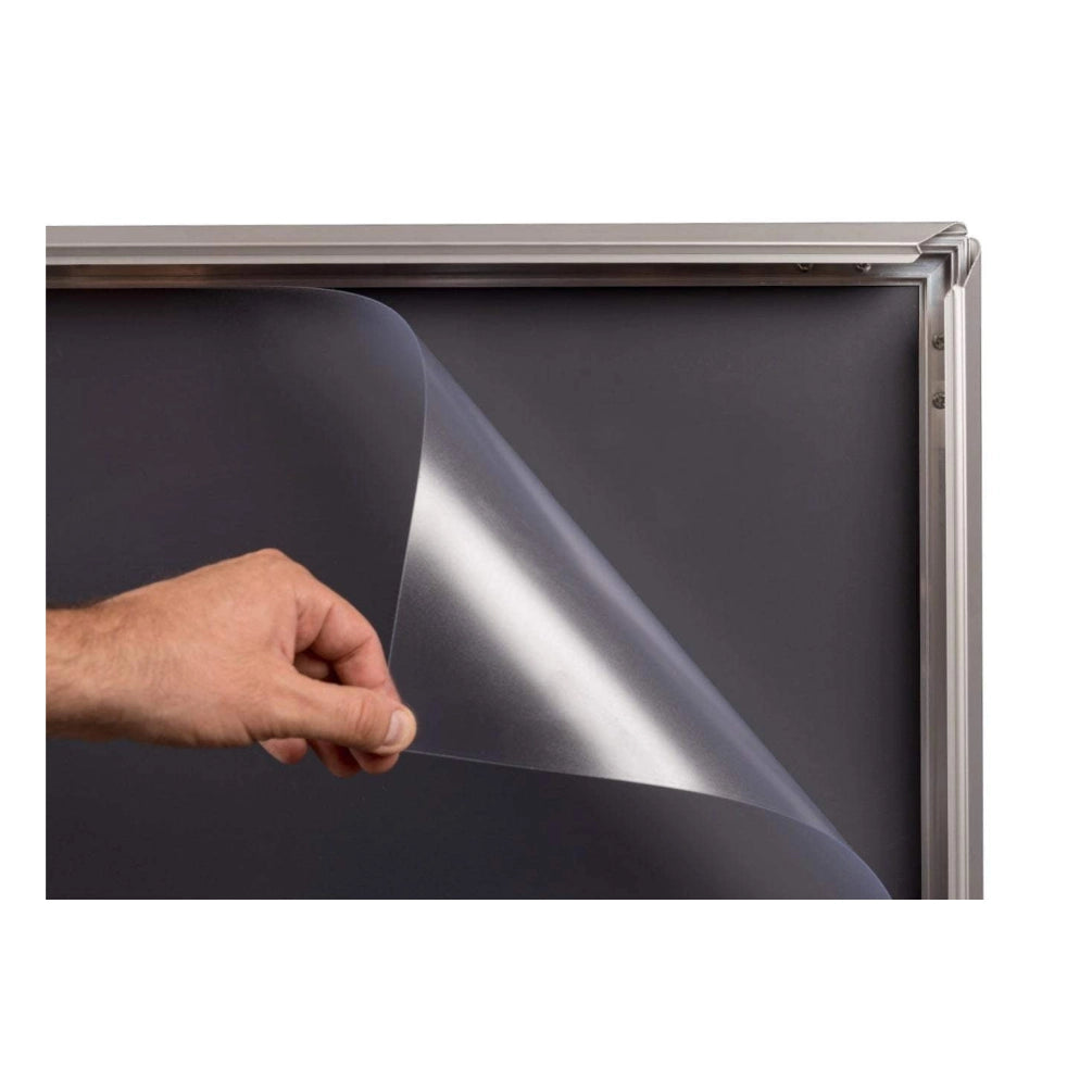 Detailansicht Klapprahmen DIN A1 – Outdoor: Kundenstopper in Silber, UV-Schutzfolie